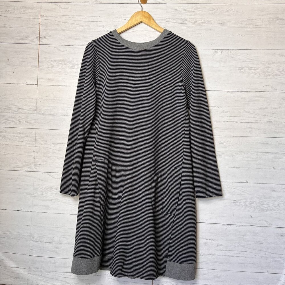 J Jill Dress Womens Size Medium Black/Navy & Gray Striped Sweatshirt Pockets